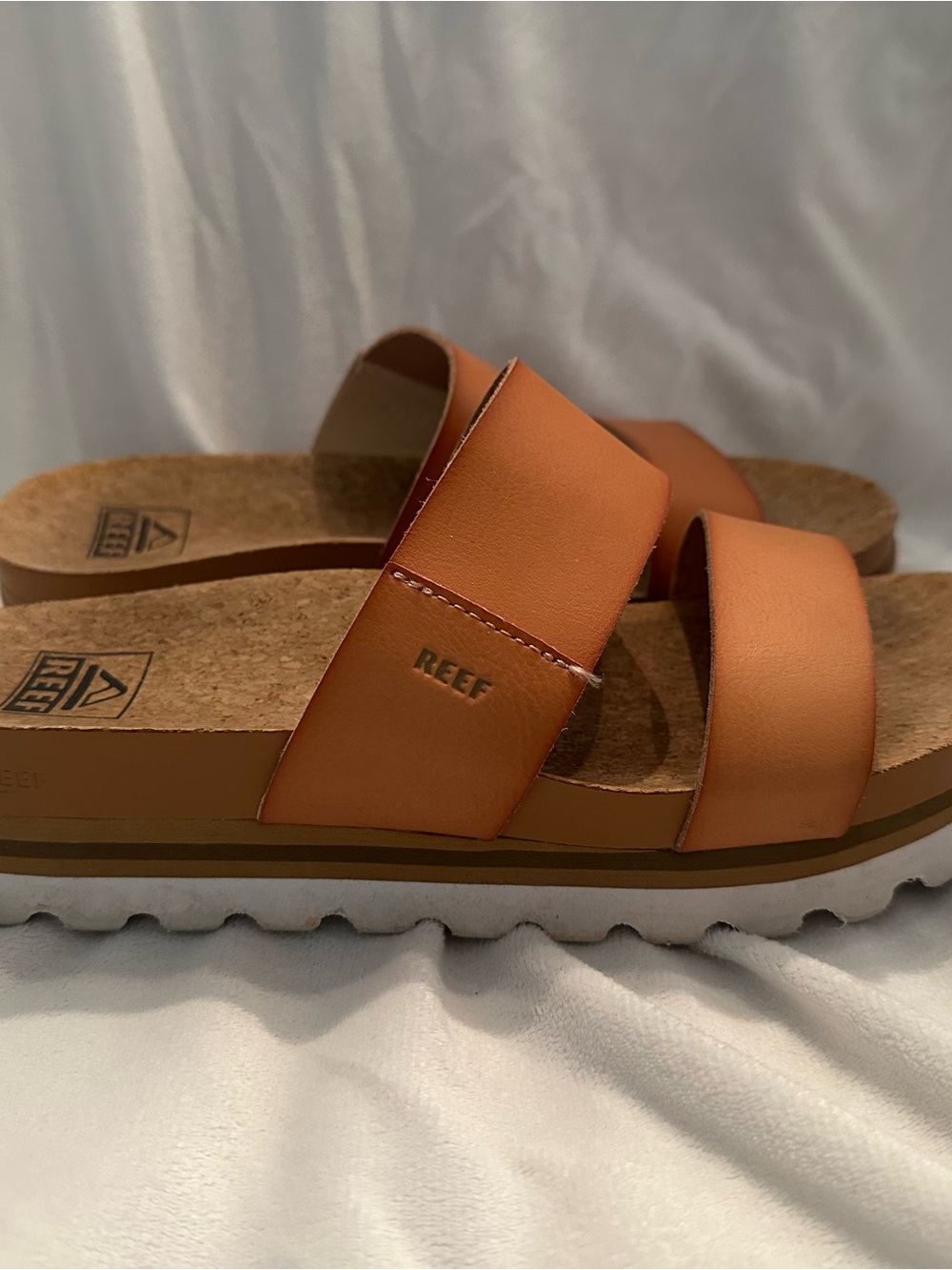 Reef Women’s tan Double-Strap Slide Sandal size 7
